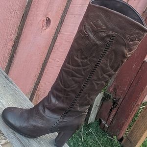 Yin Brown Leather Cowboy Boots W/ Embroidery